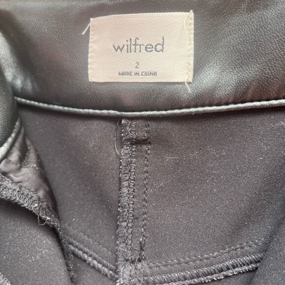 Aritzia Wilfred Black faux Leather High-Waisted Pants, hidden button closure, 2 - Picture 3 of 10